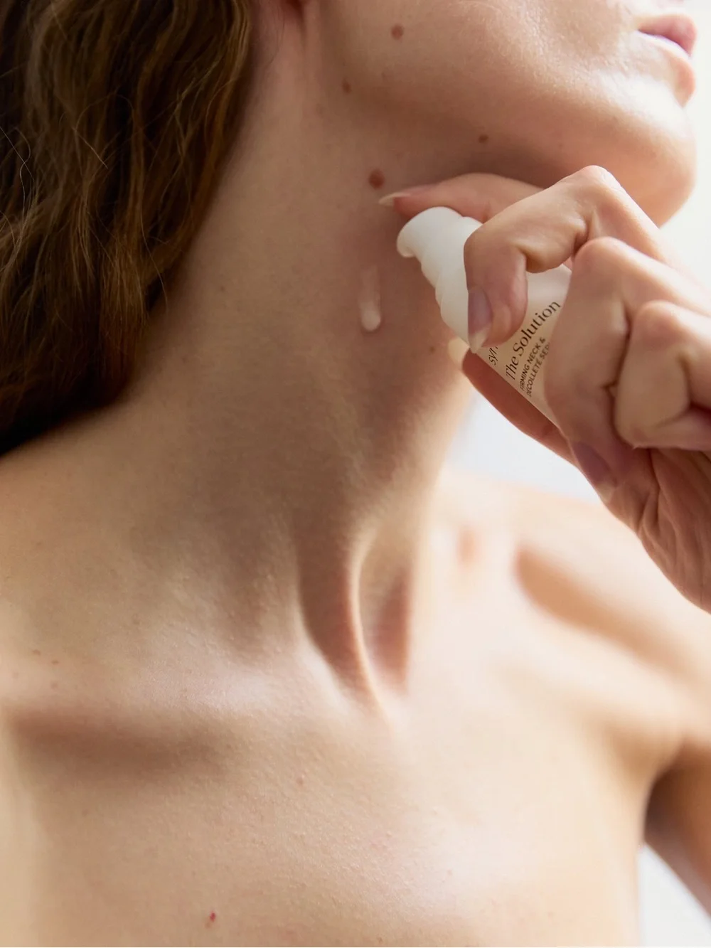 Symbione | The Solution Firming Neck & Decollete Serum